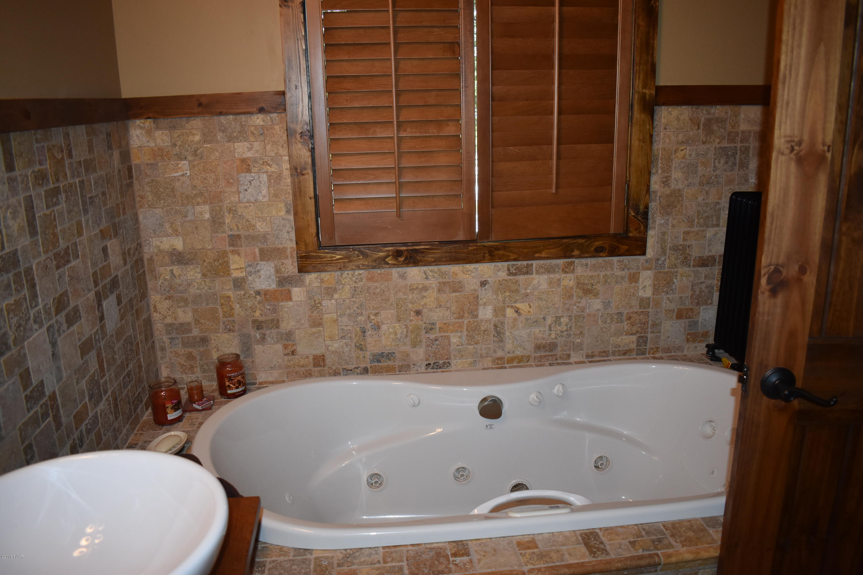113 Heron Bay Road Hawley, PA 18428 - Photo 17 of 41