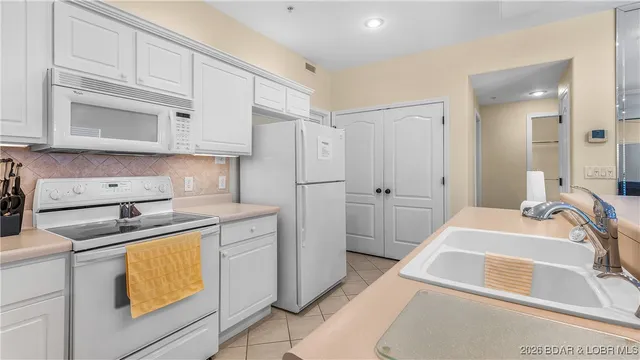 $399,900 | 12 Monarch Cove Court, Unit 5A, Lake Ozark, MO 65049