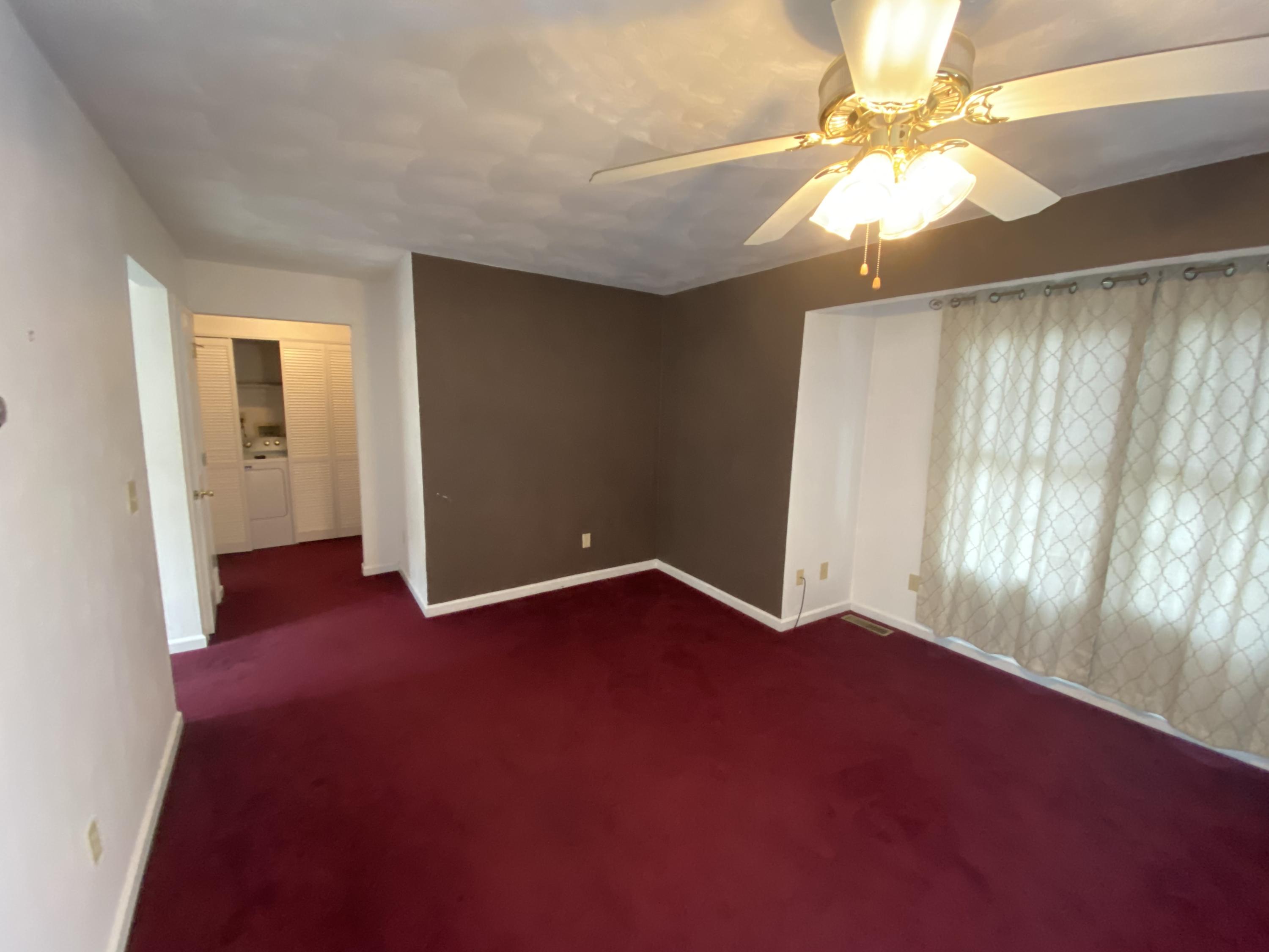 3450 Sterling Road Roanoke, VA 24014 - Photo 15 of 44 IMG_1093