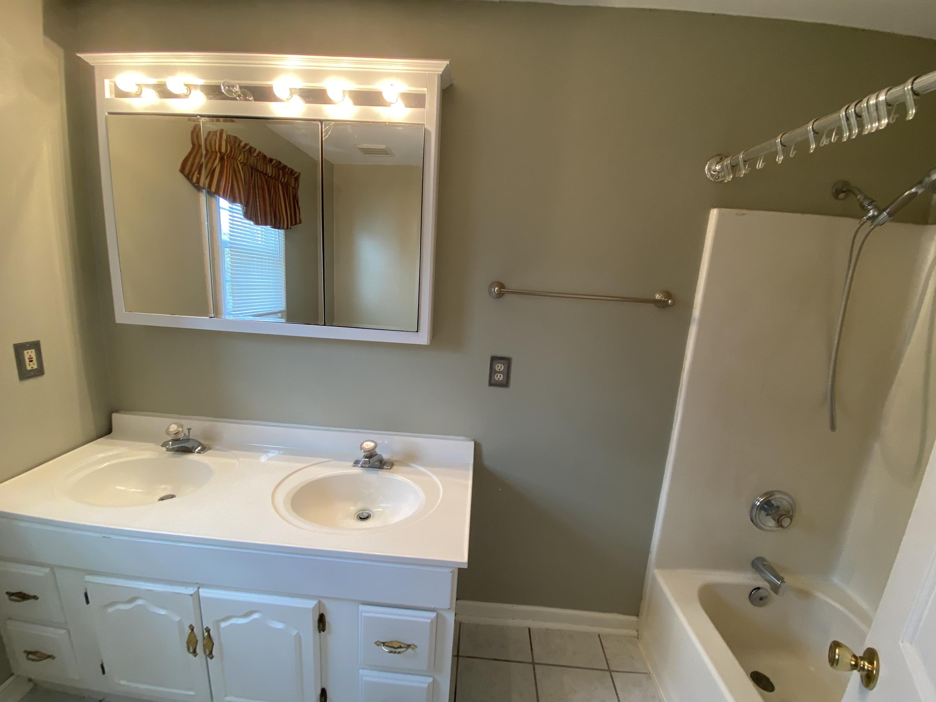 3450 Sterling Road Roanoke, VA 24014 - Photo 28 of 44 IMG_1138