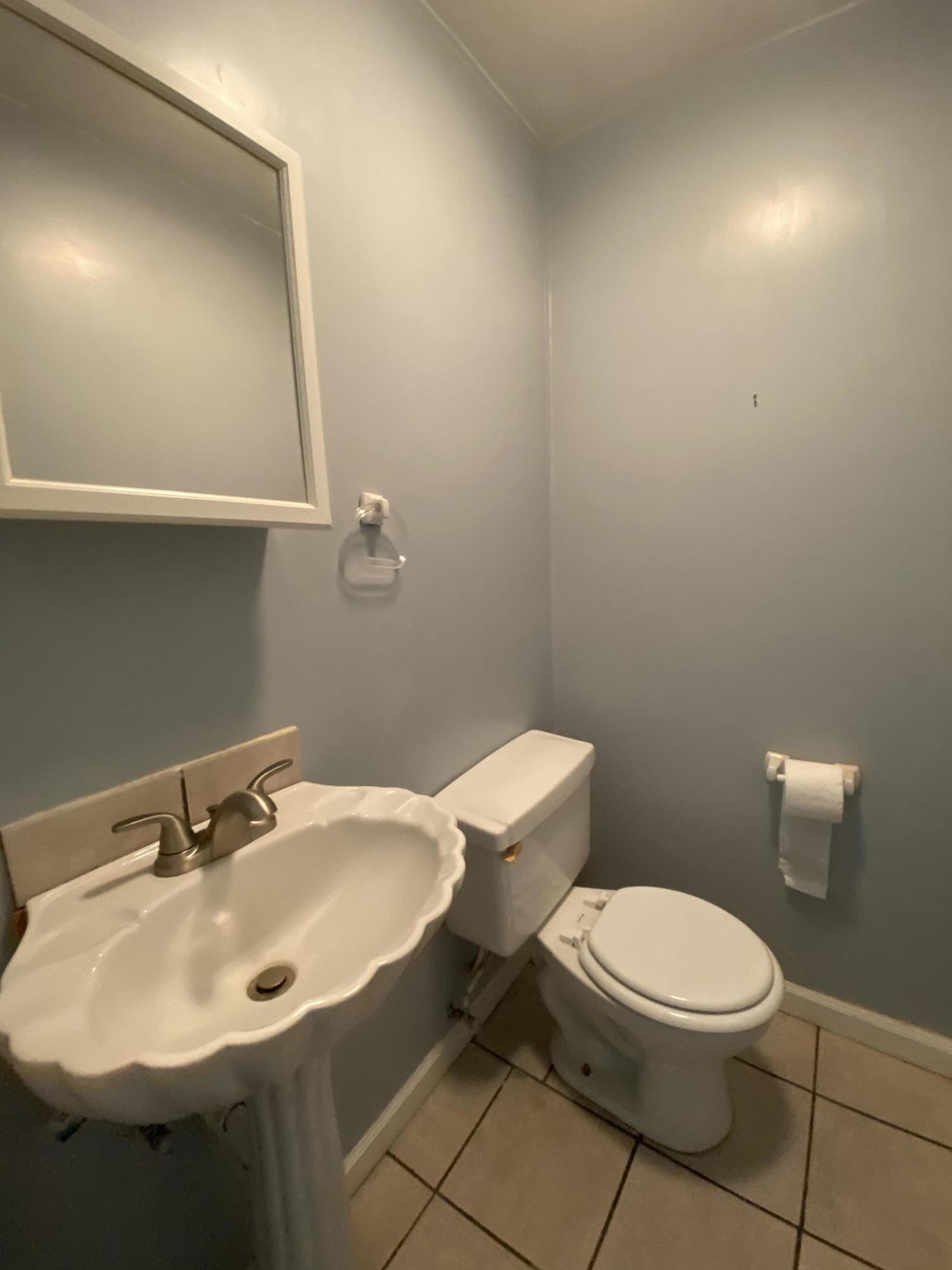 3450 Sterling Road Roanoke, VA 24014 - Photo 35 of 44 IMG_1131