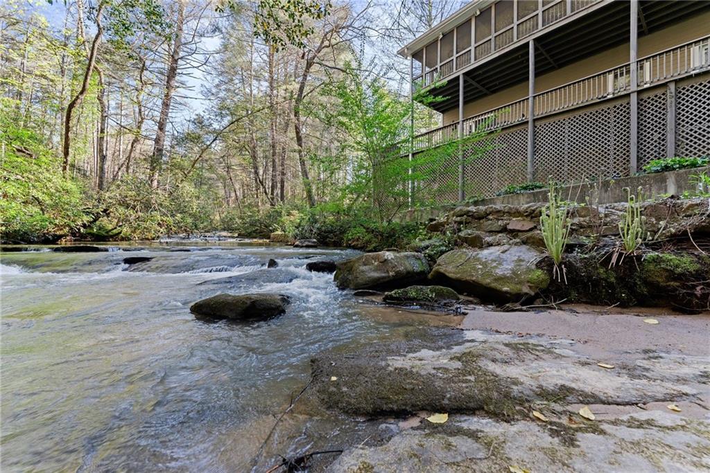 4896 Highway 441 Tiger, GA 30576 - Photo 11 of 68
