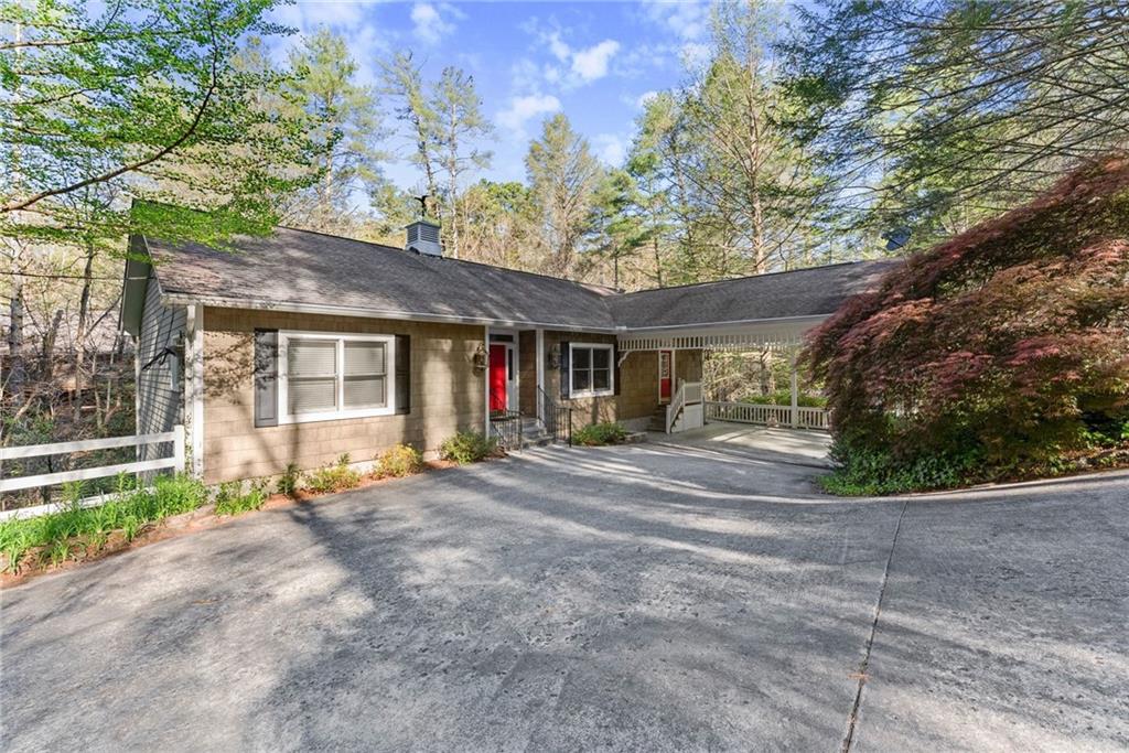 4896 Highway 441 Tiger, GA 30576 - Photo 5 of 68