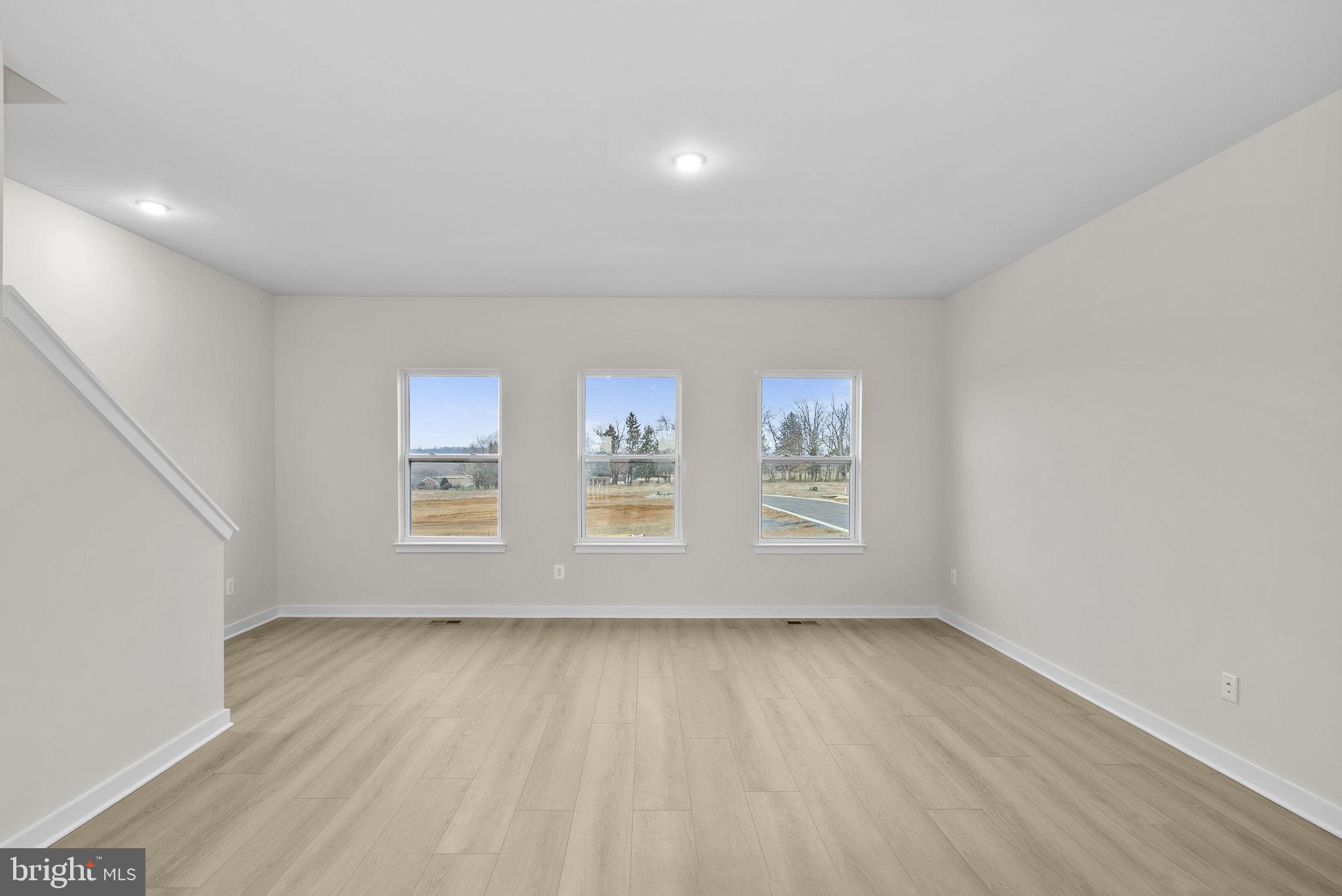 7 Sherman Avenue Ranson, WV 25438 - Photo 9 of 51 a view of room and window