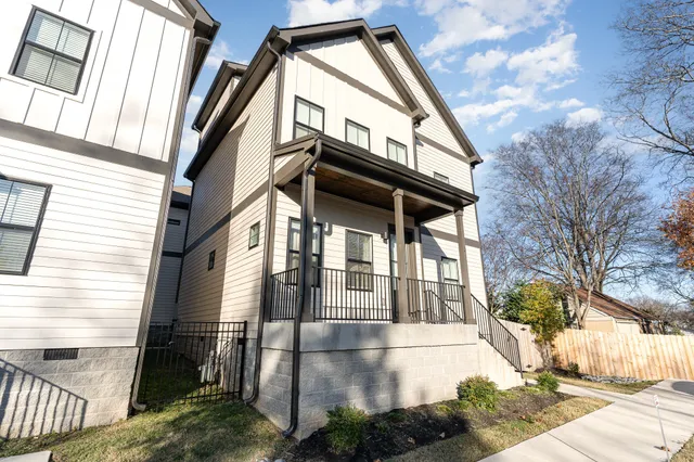 a view of outdoor space