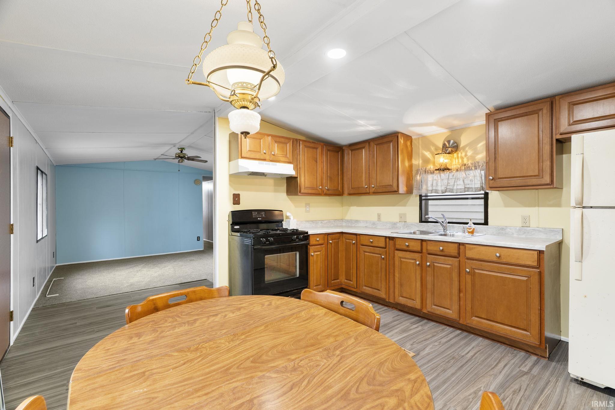 11137 North Quiet Water Road Monticello, IN 47960 - Photo 16 of 27