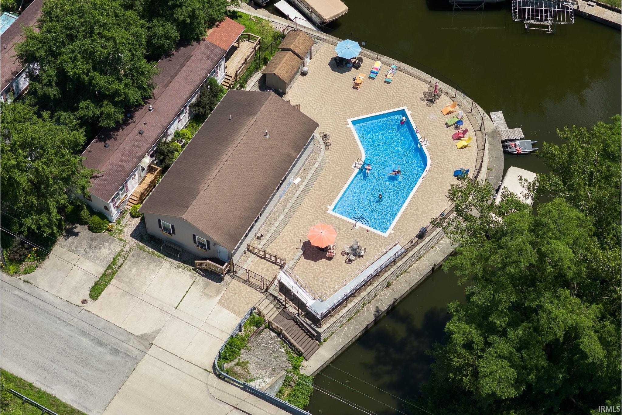 11137 North Quiet Water Road Monticello, IN 47960 - Photo 10 of 27