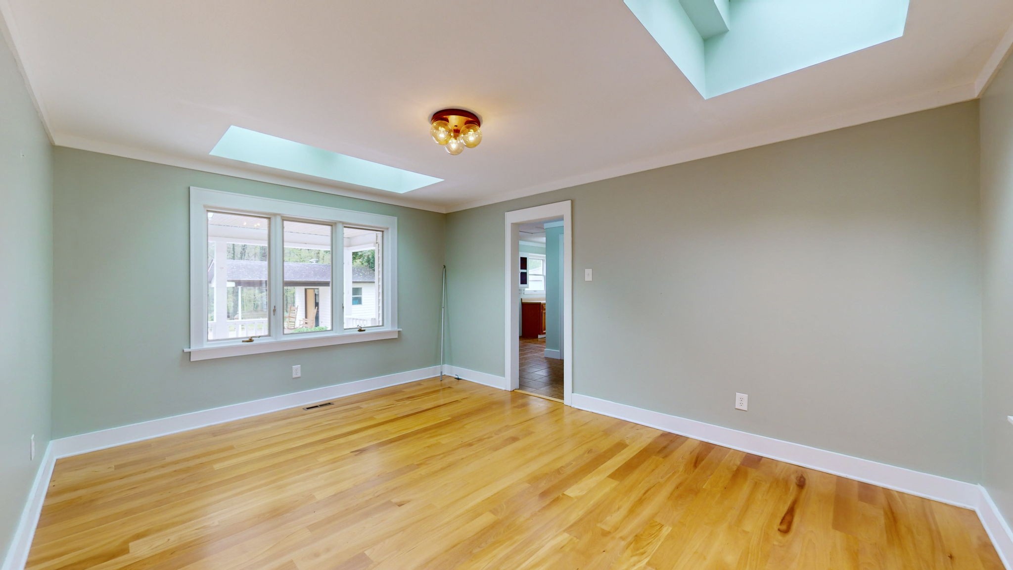 585 Scoby Road Paris, TN 38242 - Photo 17 of 54 Gallery Image 17