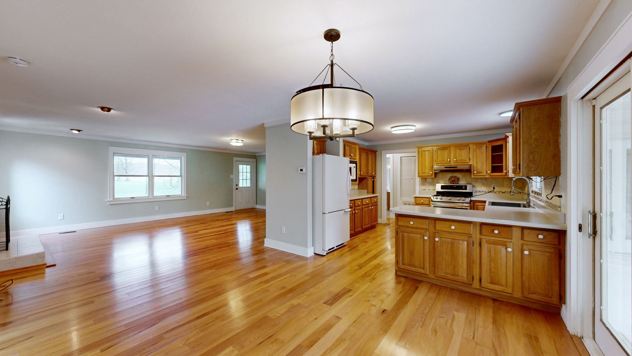 585 Scoby Road Paris, TN 38242 - Photo 10 of 54 Gallery Image 10