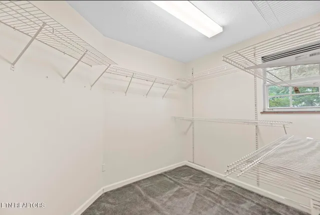 $629,900 | 571 Calhoun Drive, Greenback, TN 37742