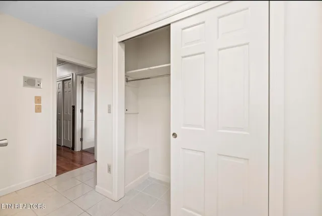 $629,900 | 571 Calhoun Drive, Greenback, TN 37742