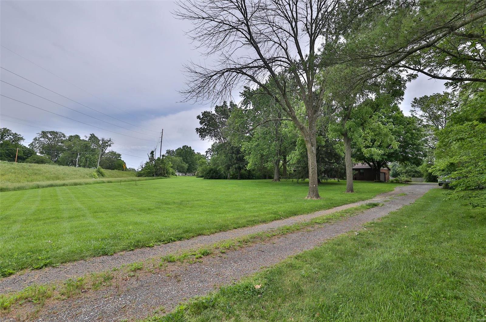 1555 Troy O'Fallon Road Troy, IL 62294 - Photo 50 of 78 Gallery Image 50