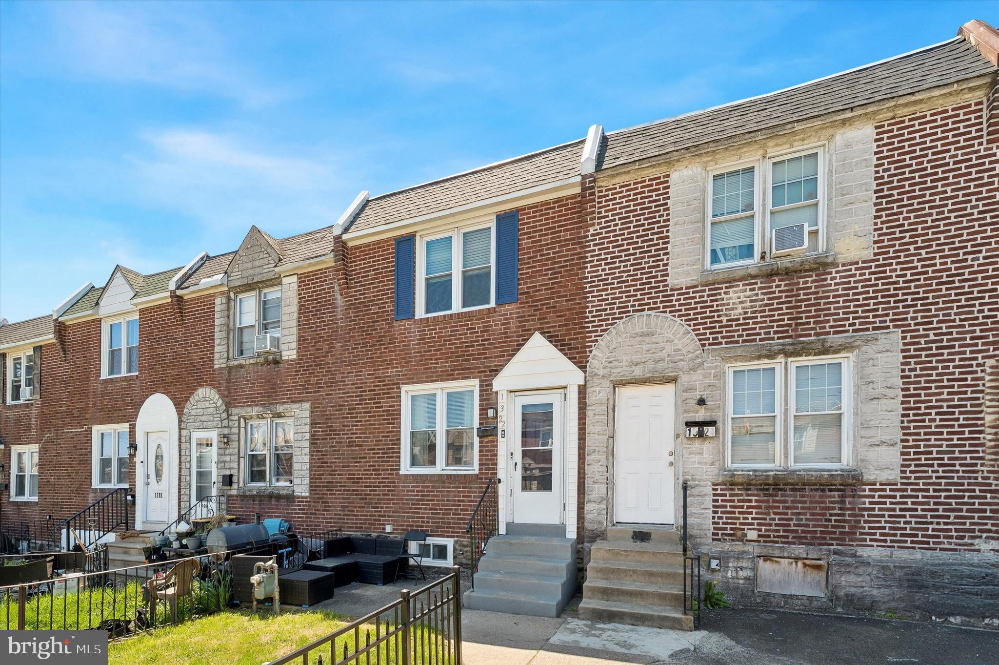 1322 Edgehill Road Darby, PA 19023 - Photo 2 of 32