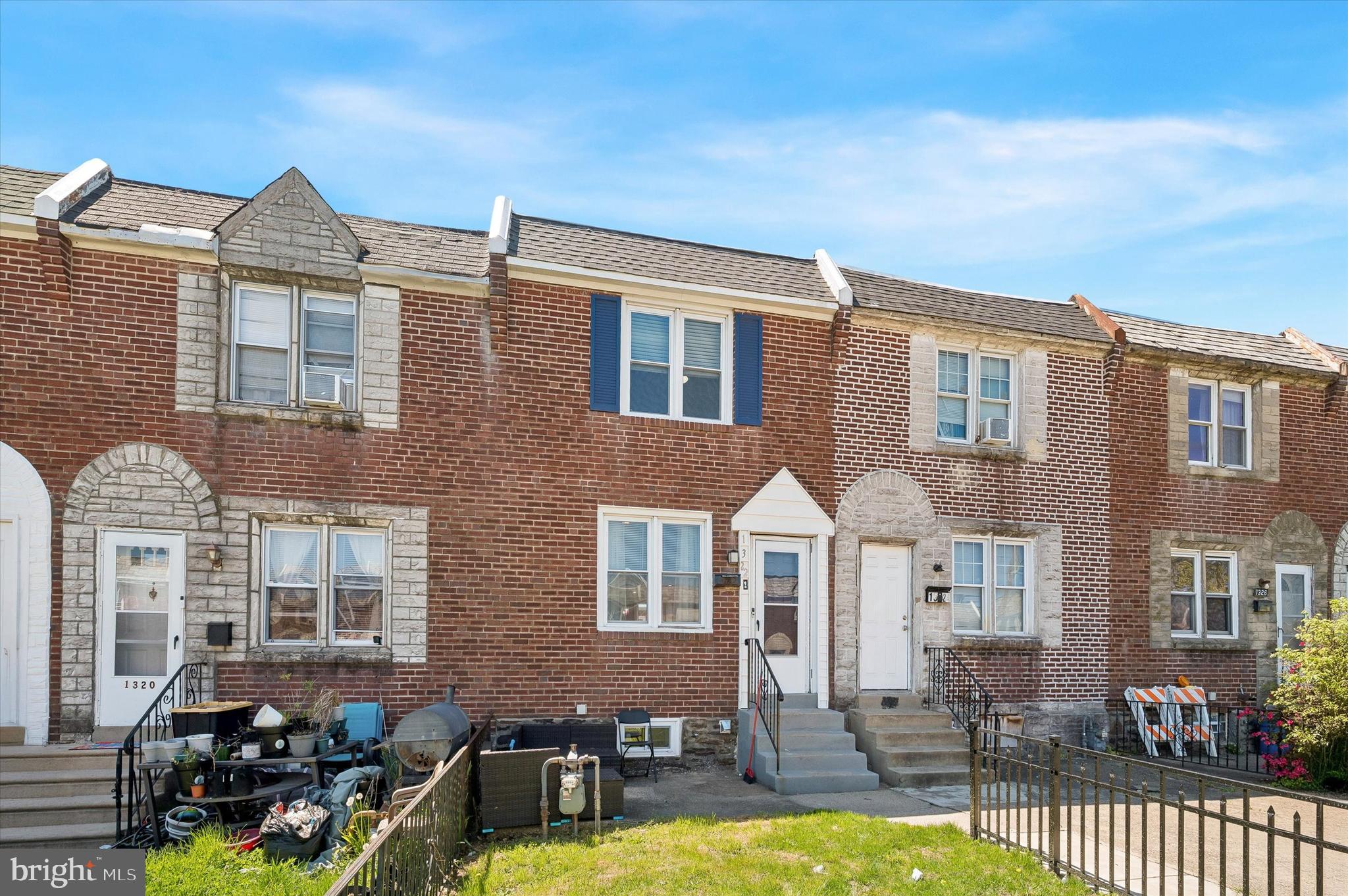 1322 Edgehill Road Darby, PA 19023 - Photo 3 of 32