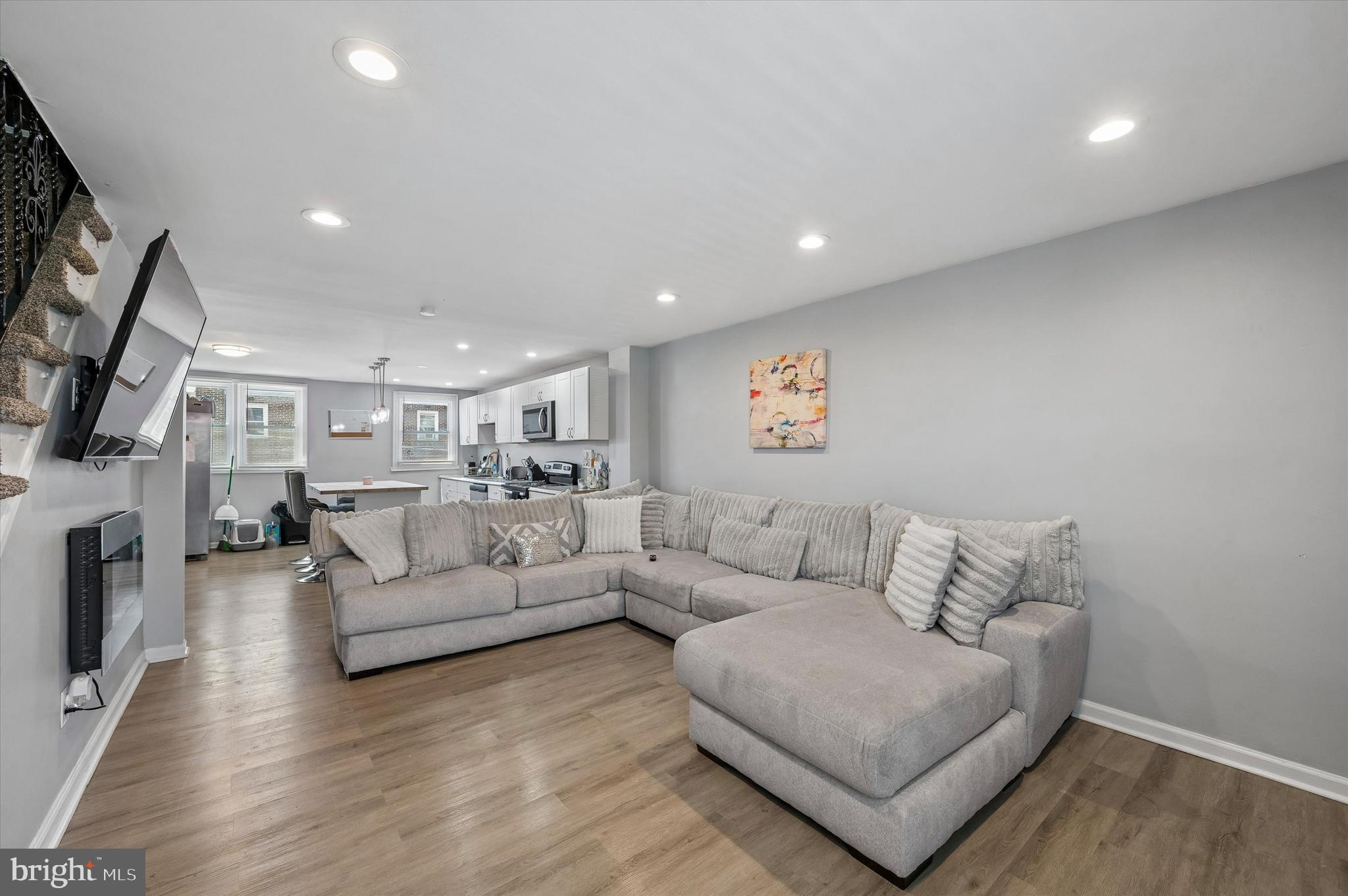 1322 Edgehill Road Darby, PA 19023 - Photo 6 of 32