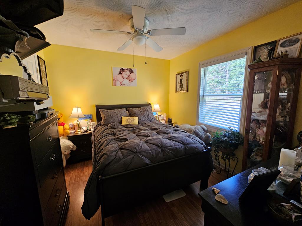 427 Scenic Road Raven, VA 24639 - Photo 16 of 29 Gallery Image 16