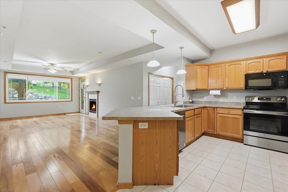 3001 Stratton Way, Unit 105 Madison, WI 53719 - Photo 8 of 32