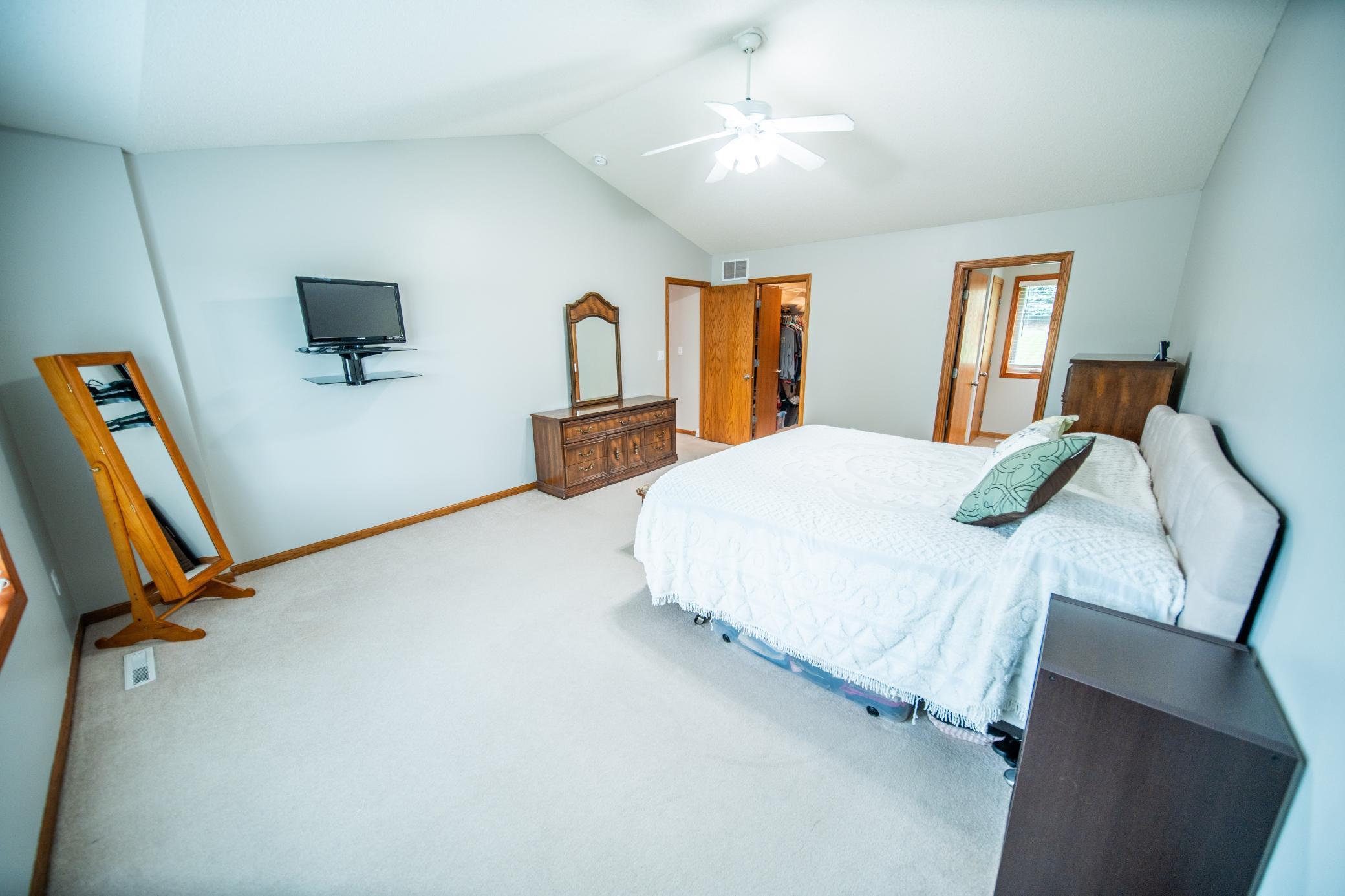 2505 Boulder Ridge Lane Northwest Rochester, MN 55901 - Photo 23 of 63