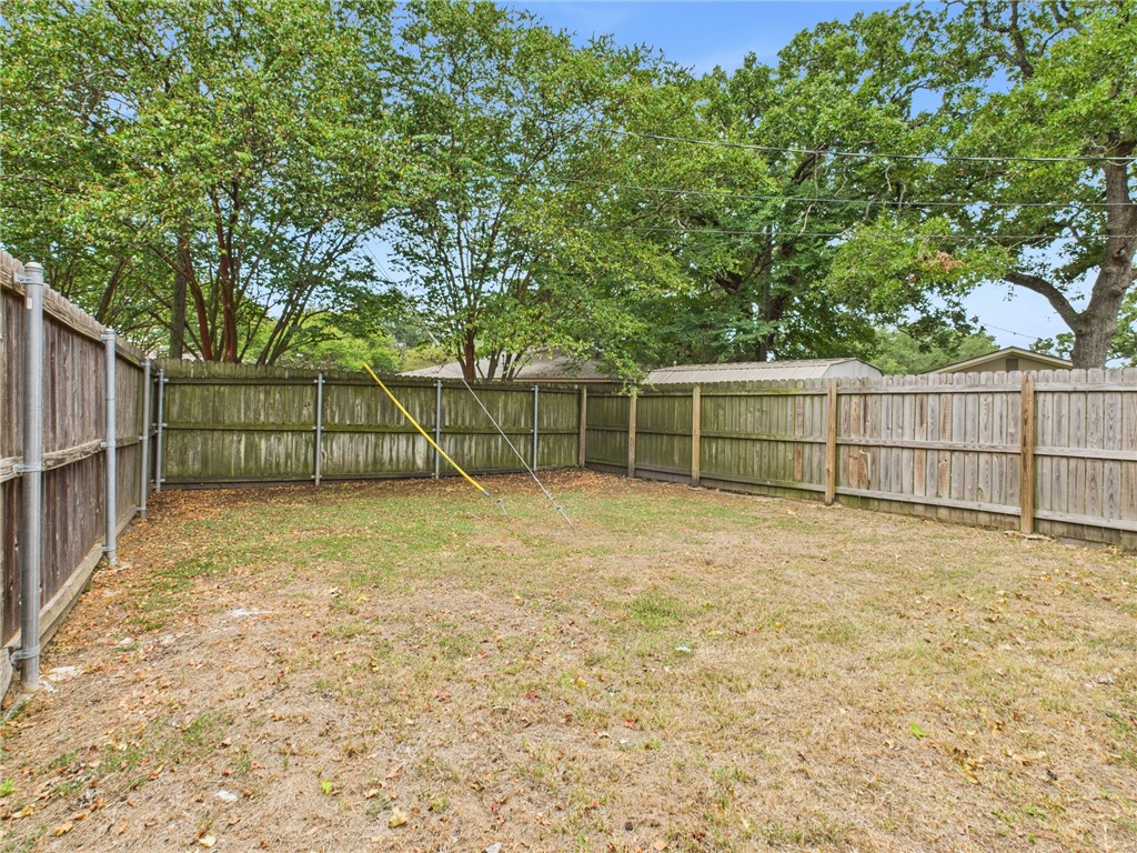 807 Frio Circle Bryan, TX 77801 - Photo 24 of 26