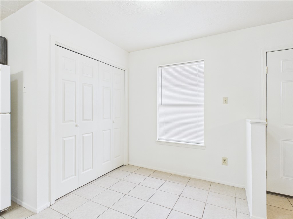 807 Frio Circle Bryan, TX 77801 - Photo 9 of 26