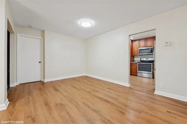 $2,100 | 3901 Cocoplum Circle, Unit 3521, Coconut Creek, FL 33063