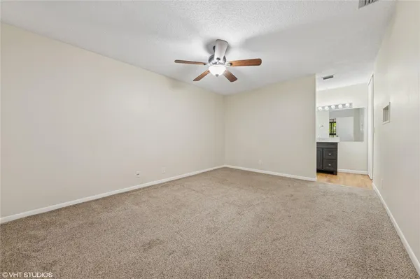 $2,100 | 3901 Cocoplum Circle, Unit 3521, Coconut Creek, FL 33063