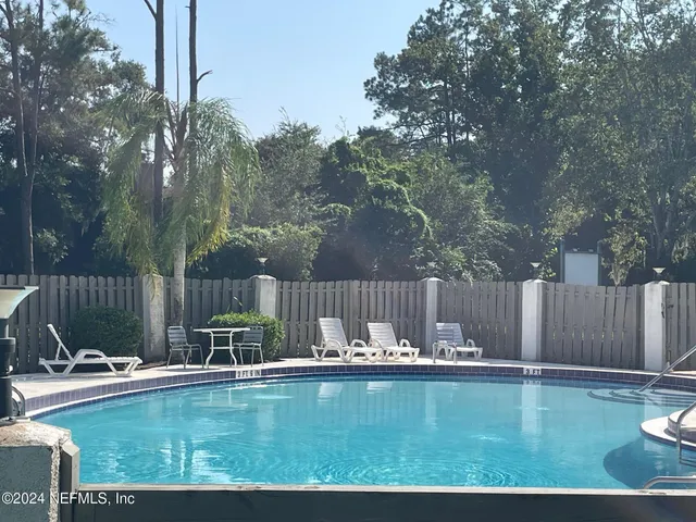 $1,700 | 7620 Baymeadows Circle West, Unit 2246, Jacksonville, FL 32256