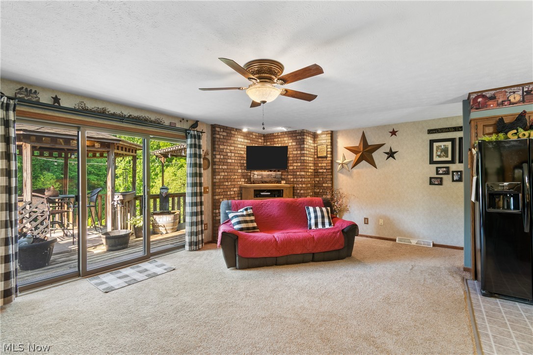 4273 Canal Road Wooster, OH 44691 - Photo 4 of 34