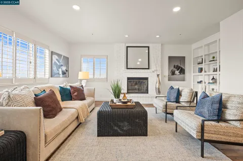 $810,000 | 419 Clark Drive, Vallejo, CA 94591