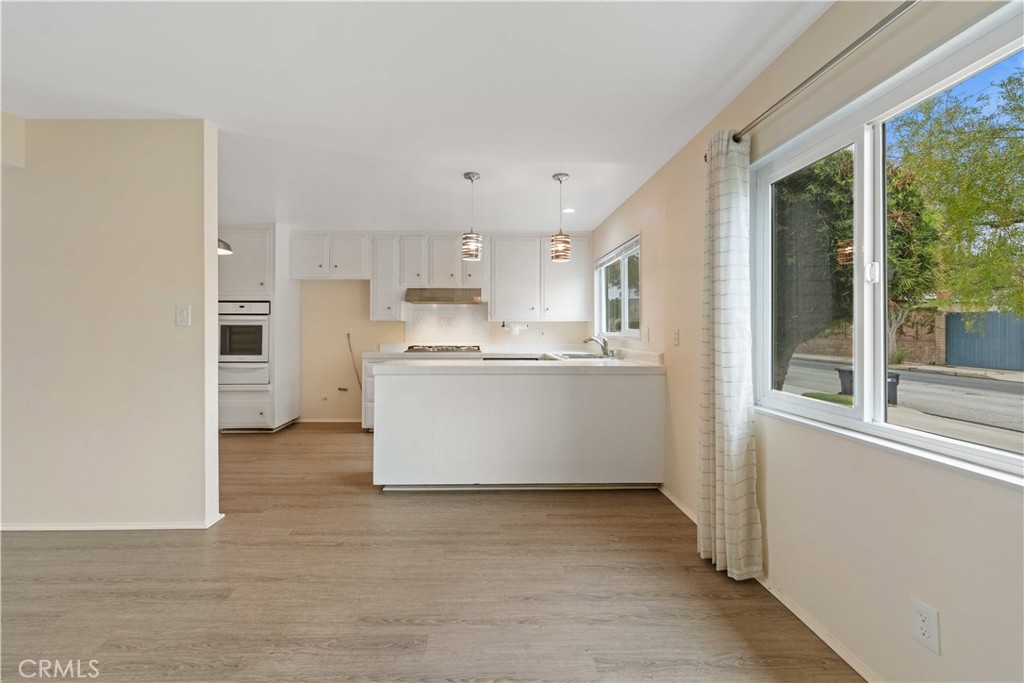 4694 Walnut Avenue Simi Valley, CA 93063 - Photo 5 of 64