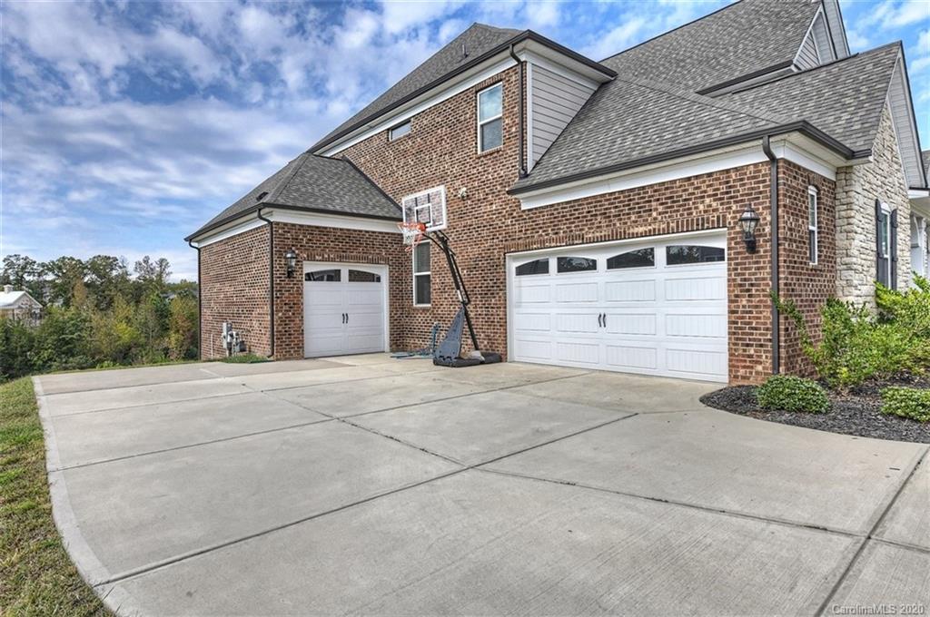 2227 Watermark Point Place Fort Mill, SC 29708 - Photo 43 of 43 front view of a house with a garage