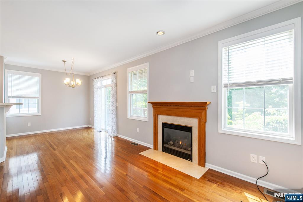 44 George Russell Way, Unit 22 Clifton, NJ 07013 - Photo 3 of 19 Gallery Image 3