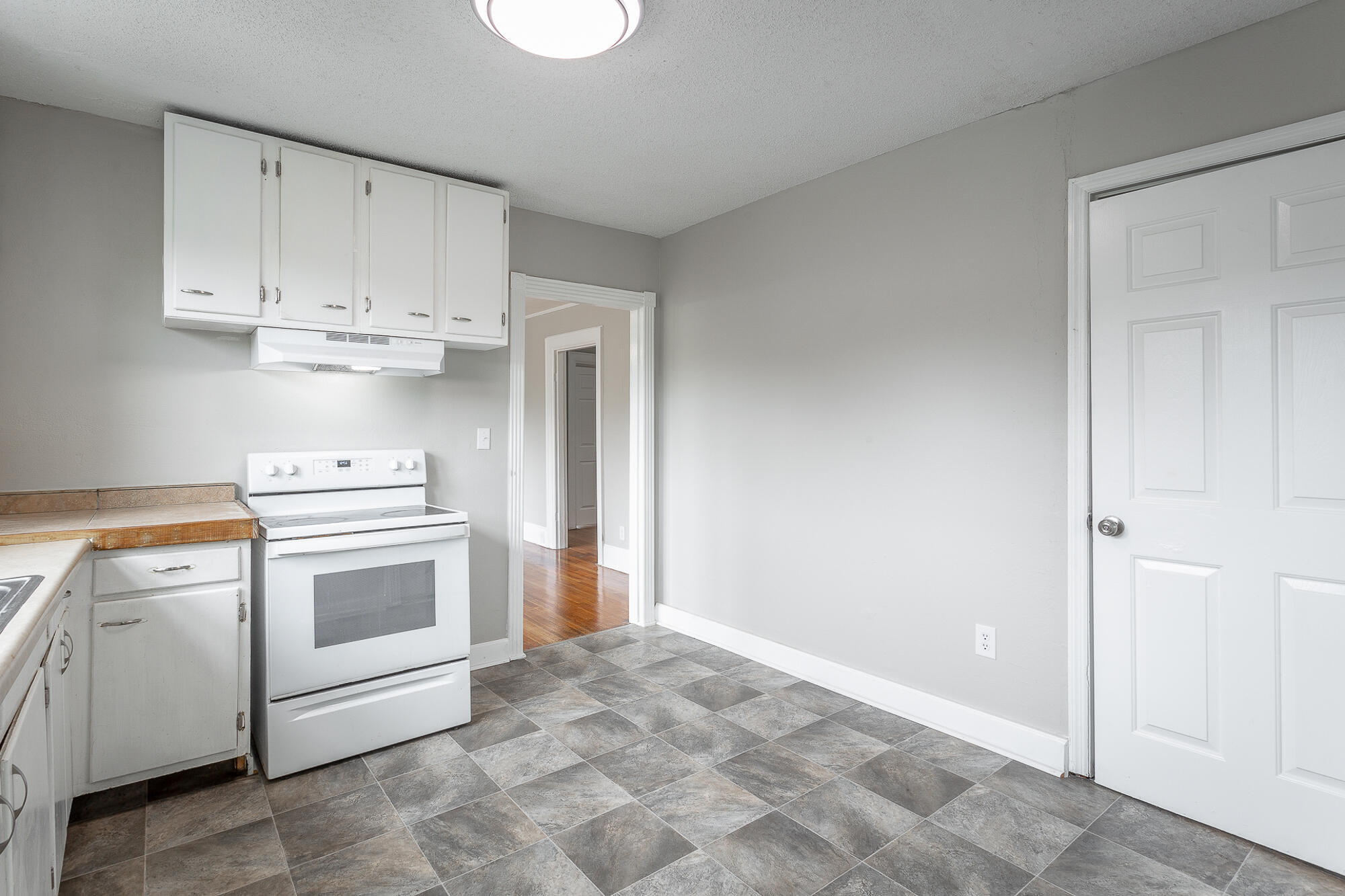 706 Gillespie Road Chattanooga, TN 37411 - Photo 15 of 39 706 Gillespie Road HD-12