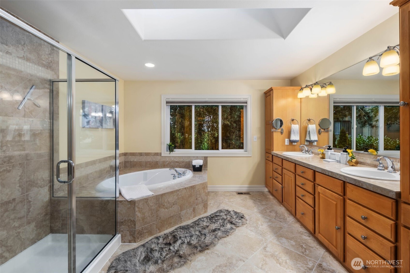 323 Lind Avenue Northwest Renton, WA 98057 - Photo 32 of 38 Gallery Image 32