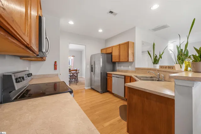 $345,000 | 714 Thistlewood Drive, Duncan, SC 29334