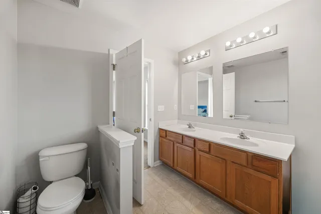 $345,000 | 714 Thistlewood Drive, Duncan, SC 29334