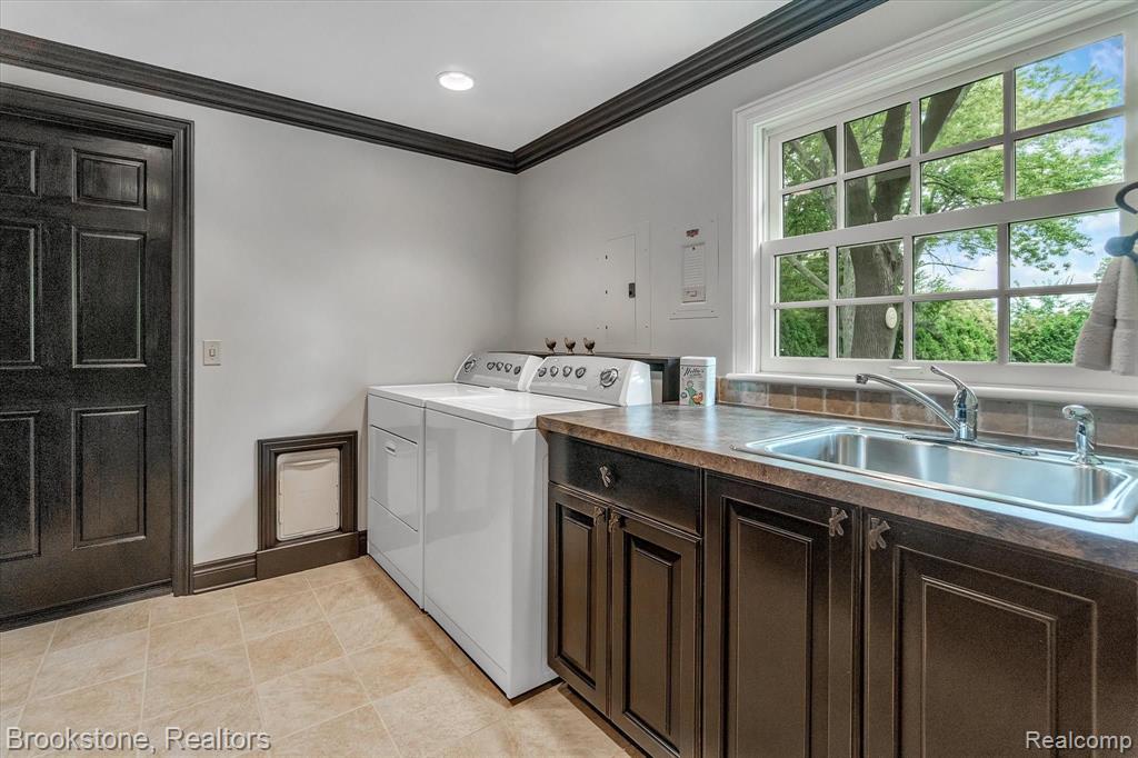 2515 Hickory Lawn Road Rochester Hills, MI 48307 - Photo 20 of 35