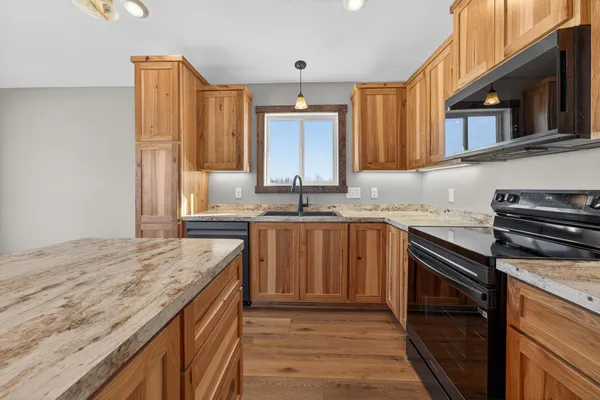 $389,900 | 7319 Rolling Meadows Circle, Pine City, MN 55063