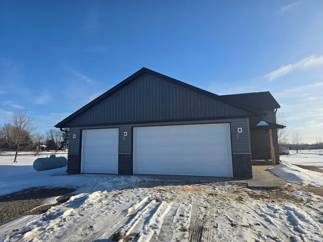 $399,900 | 7319 Rolling Meadows Circle, Pine City, MN 55063