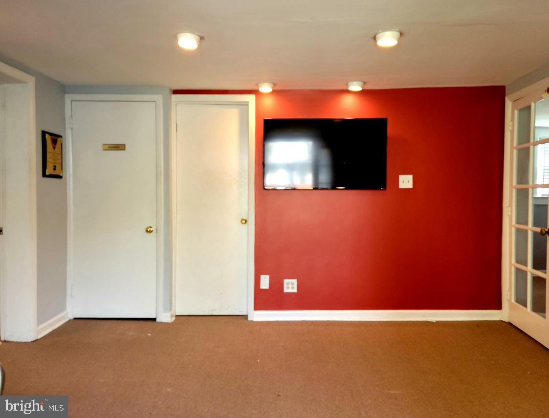902 Laurel Road Lindenwold, NJ 08021 - Photo 4 of 22 a view of an empty room with a flat screen tv