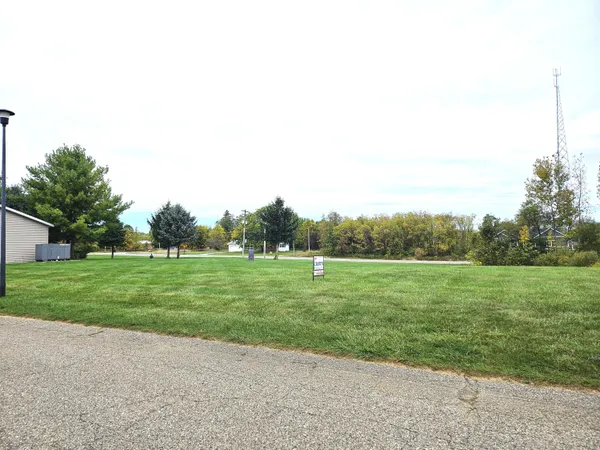 $29,500 | 11615 East Bear Street Southeast, Unit 37, Alto, MI 49302