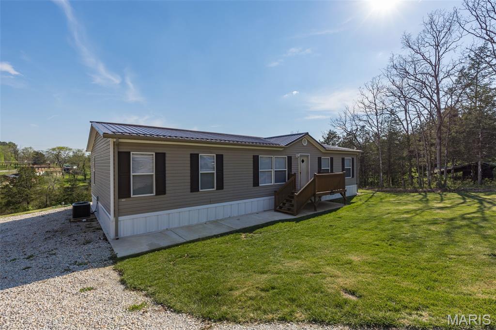 4046 Frissell Road De Soto, MO 63020 - Photo 4 of 55