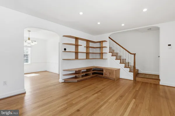 $3,500 | 618 Wayne Avenue, Silver Spring, MD 20910