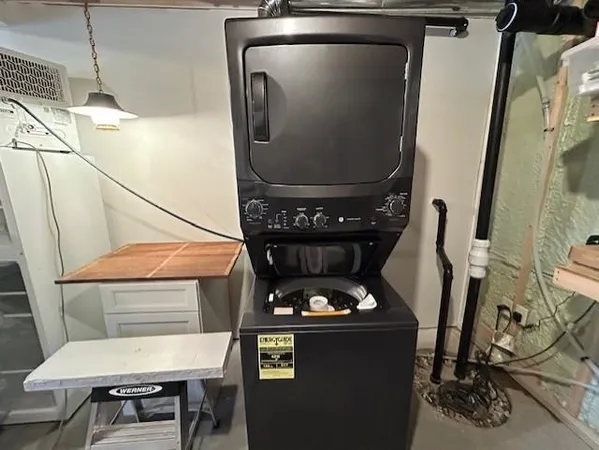 $1,500 | 14 Gerald Drive, Newbury, NH 03255