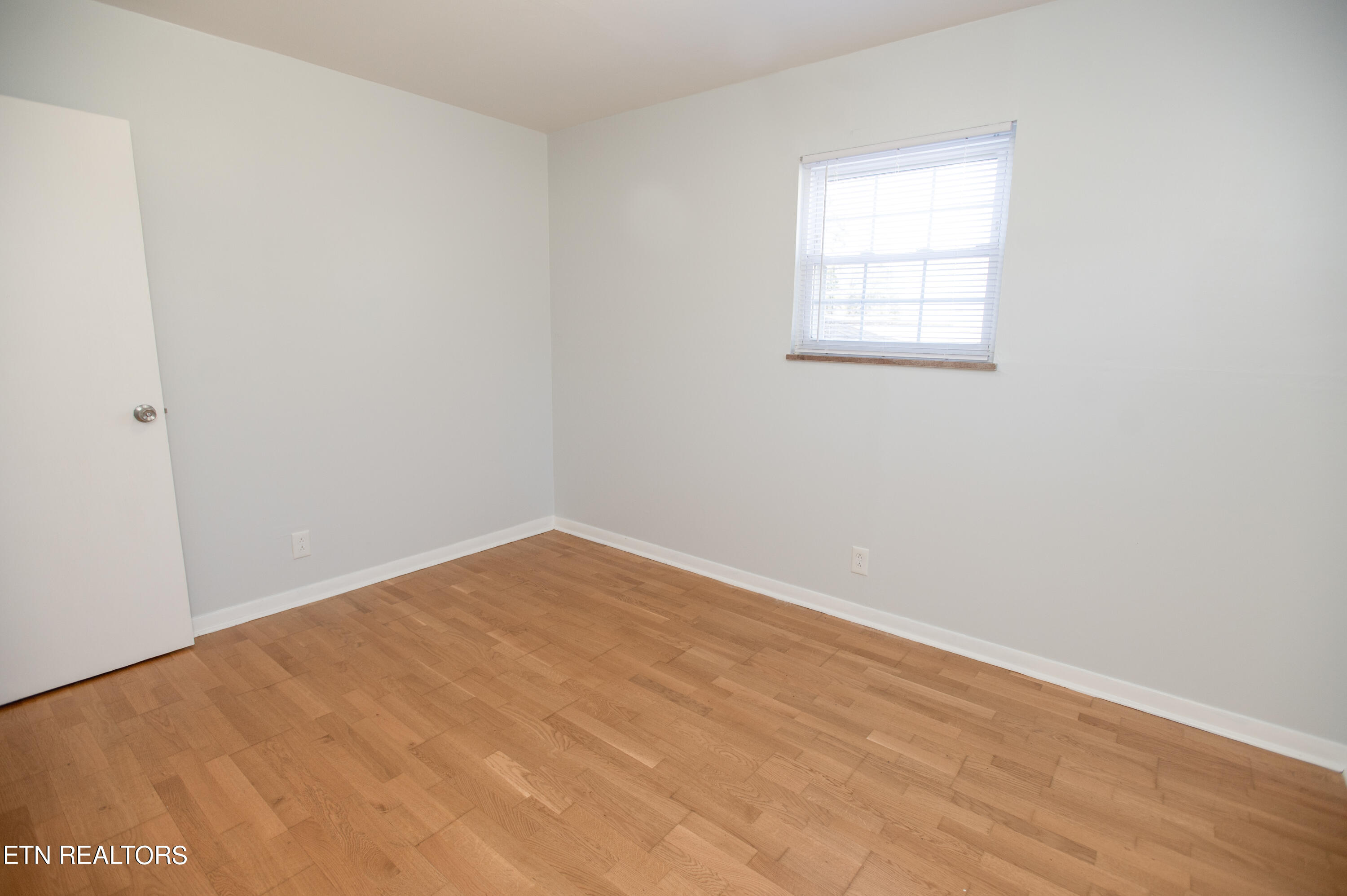 2129 Roseberry Road Mascot, TN 37806 - Photo 16 of 37 E2