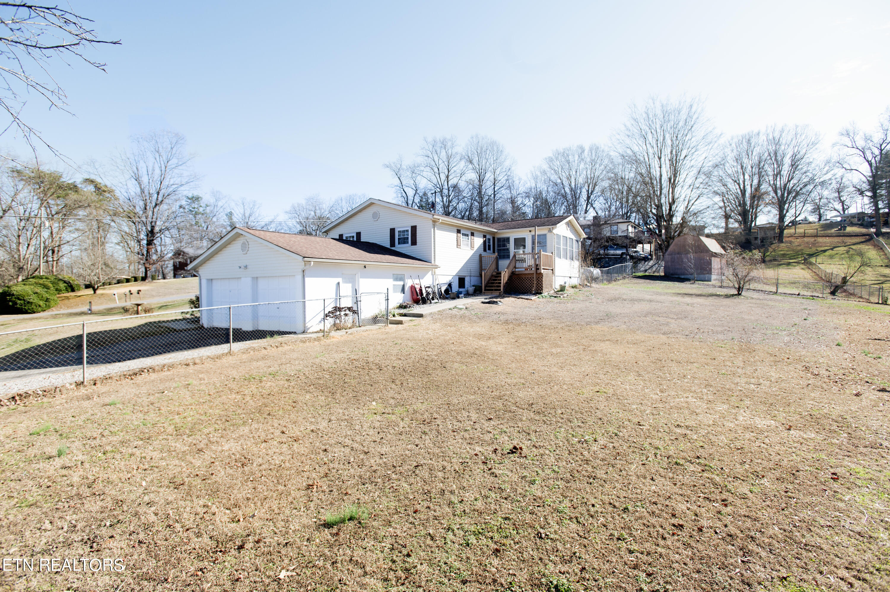 2129 Roseberry Road Mascot, TN 37806 - Photo 32 of 37 I5