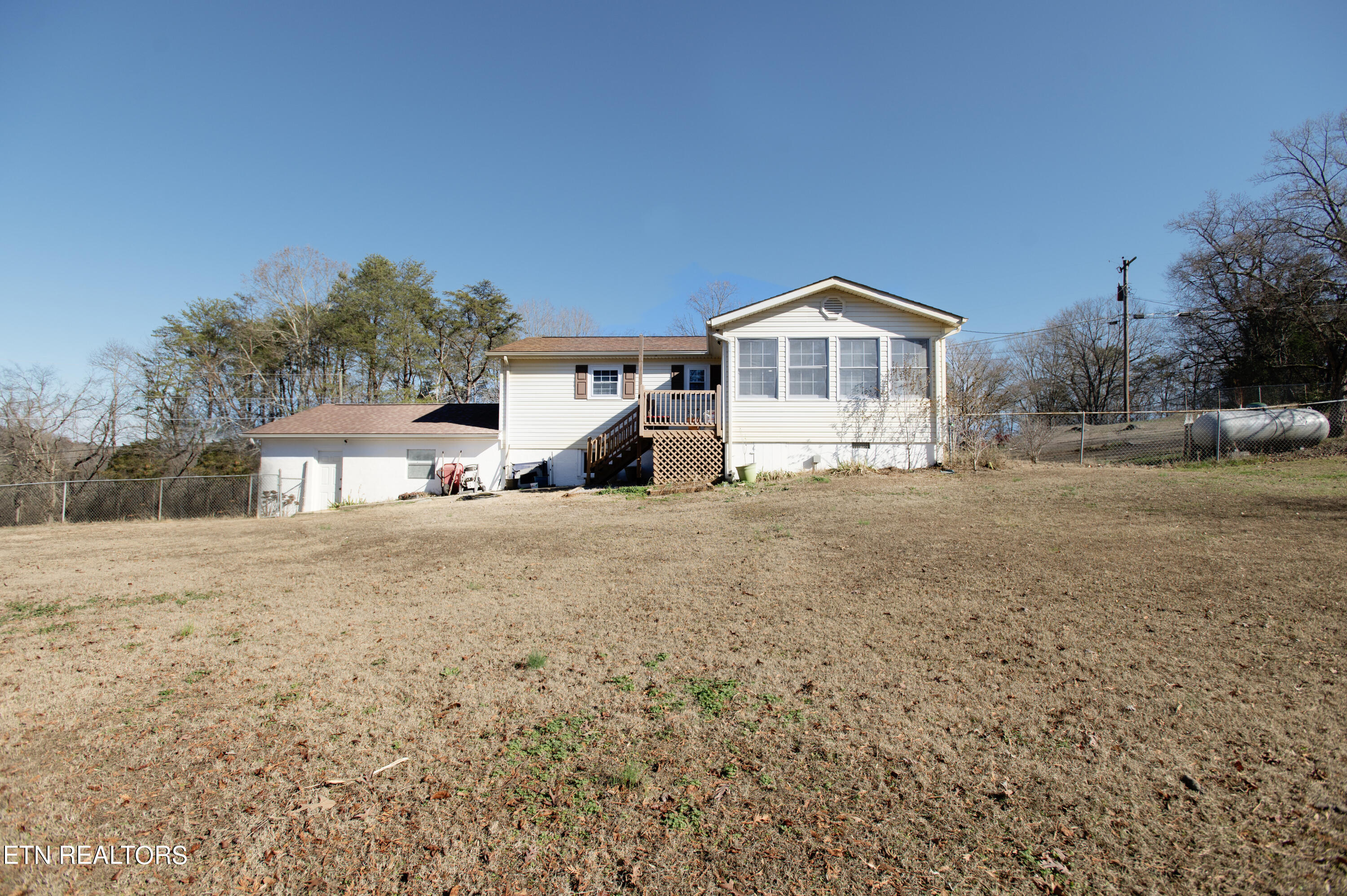 2129 Roseberry Road Mascot, TN 37806 - Photo 35 of 37 I1