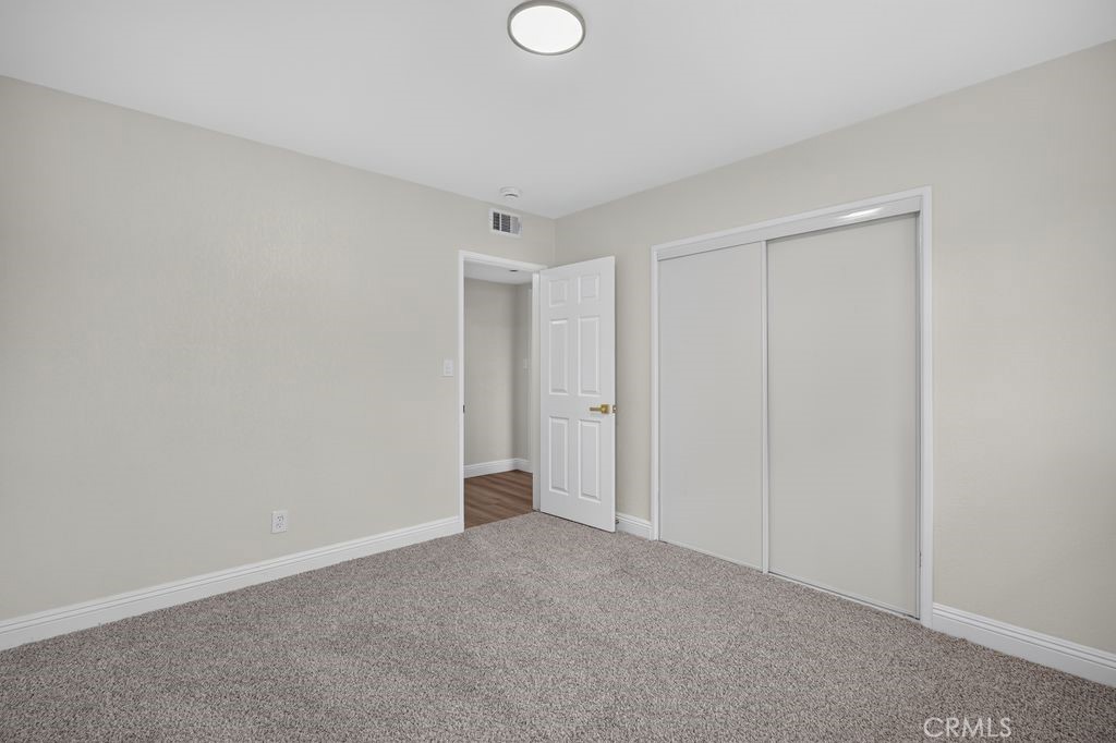 932 North Encina Avenue Rialto, CA 92376 - Photo 20 of 28