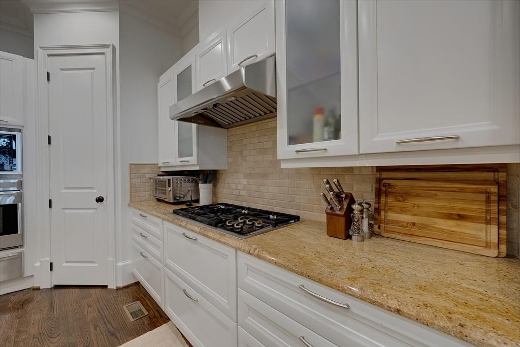 3574 Roswell Road Northwest Atlanta, GA 30305 - Photo 14 of 46 Gallery Image 14