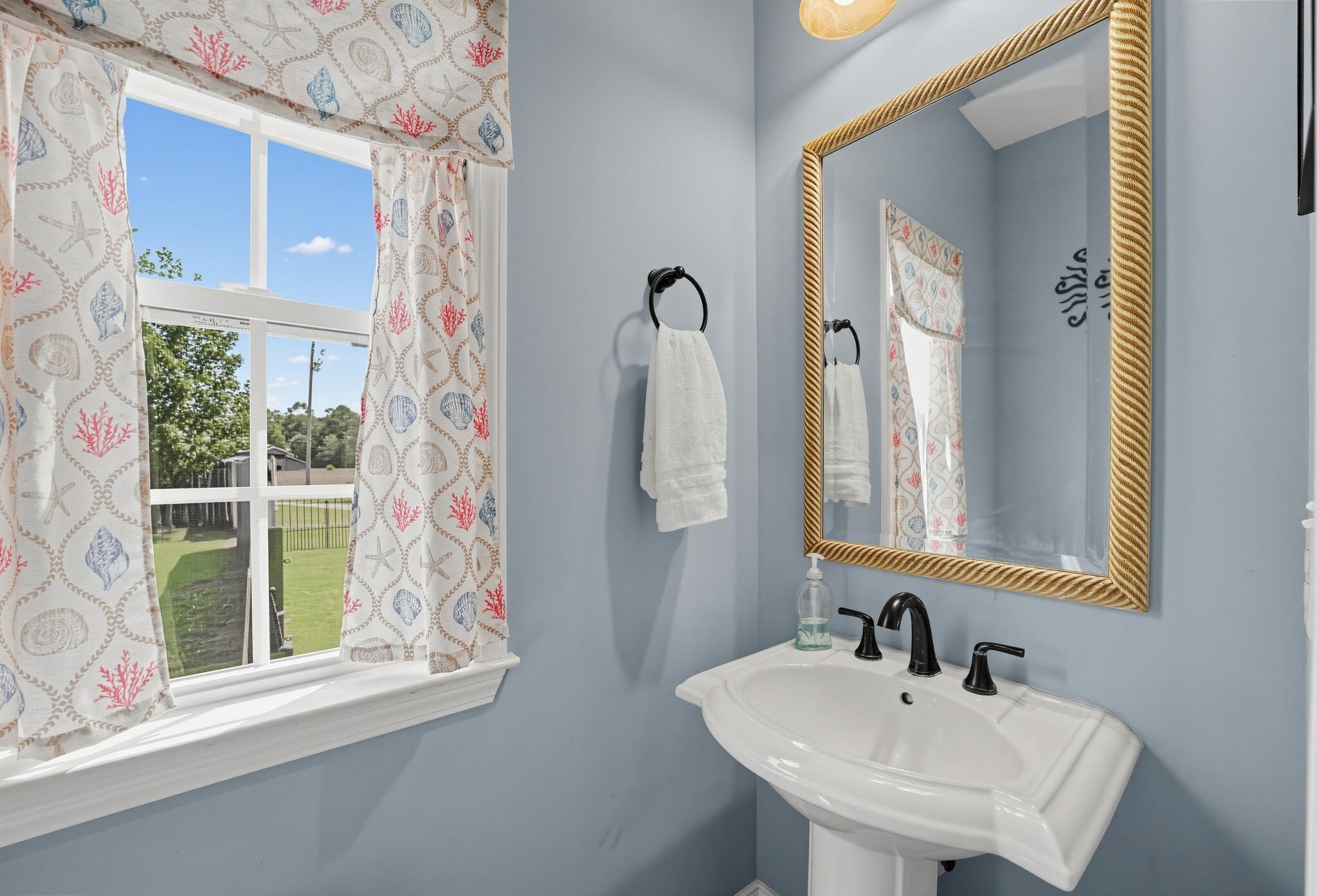 6777 Hampton Road Conway, SC 29527 - Photo 31 of 59 50_6777_Hampton_Rd-Bathroom-7610